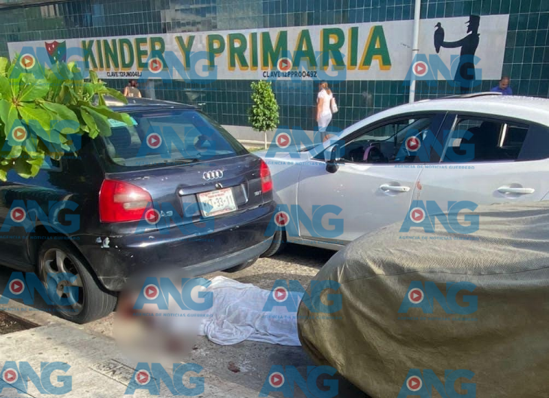 A balaz0s ases!nar0n a hombre frente a Colegio Militarizado en la colonia Bella Vista de Acapulco