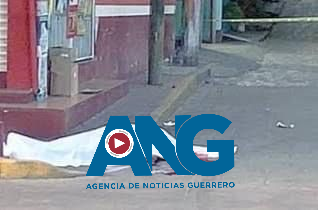 Ejecuc!ón a balaz0s en el centro de Zihuatanejo cerca de Telmex