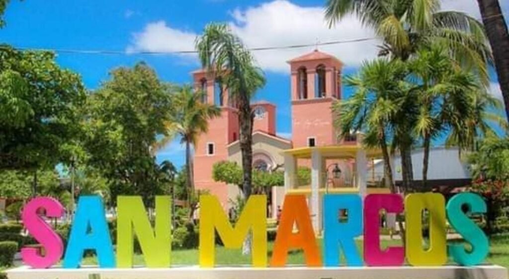 Más de 10 menores intoxicados por consumo de alimentos en secundaria de San Marcos