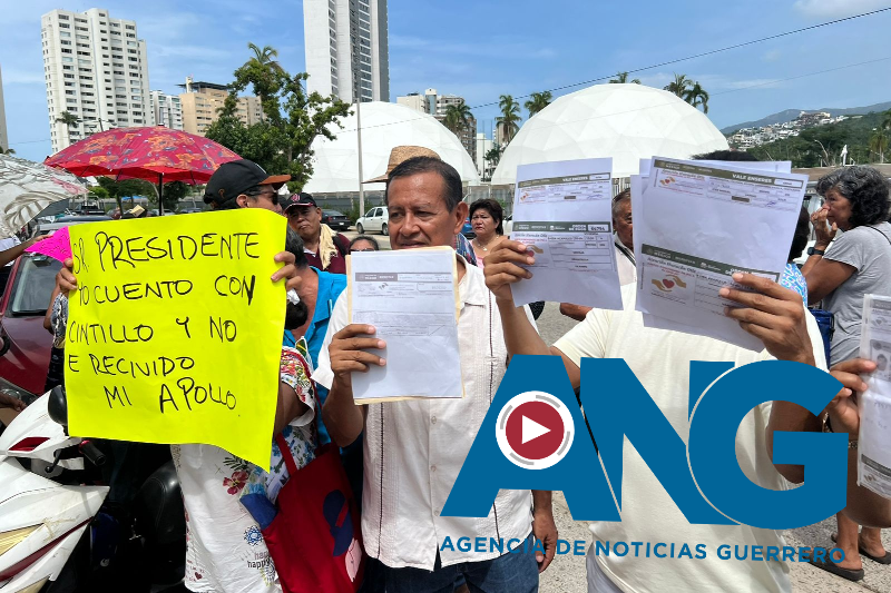 Profesores de la Escuela Secundaria Técnica 5 en Acapulco denuncian irregularidades de directora
