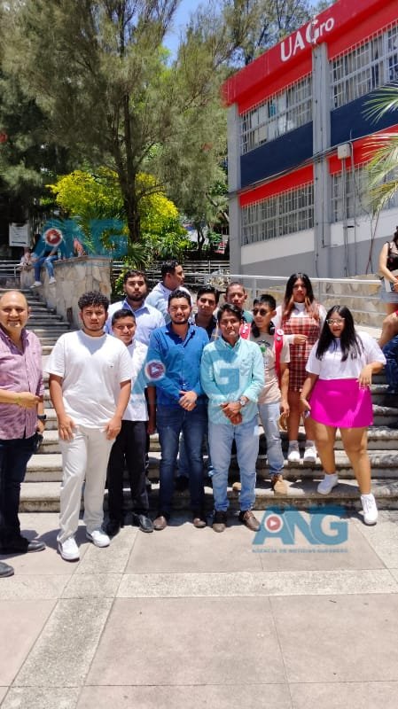 Estudiantes de la Facultad de Derecho de la UAGro respaldan Reforma Judicial del Presidente Andrés Manuel López Obrador