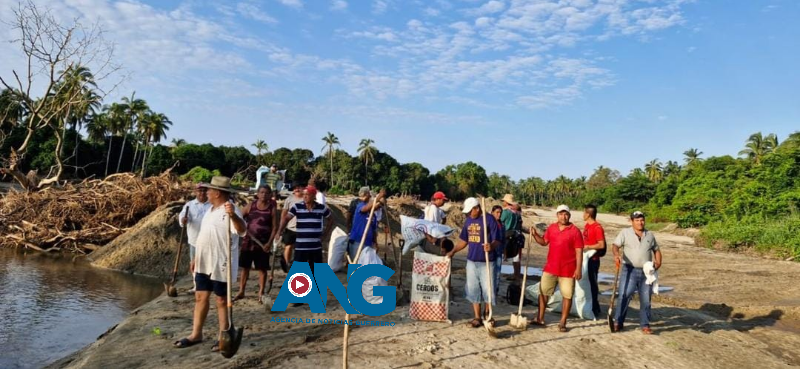 Pobladores y autoridades de Tecpan de Galeana se unen para prevenir desastres en el arroyo de Nuxco