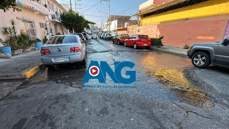 Se quejan de aguas negras dentro del mercado Bella Vista de #Acapulco