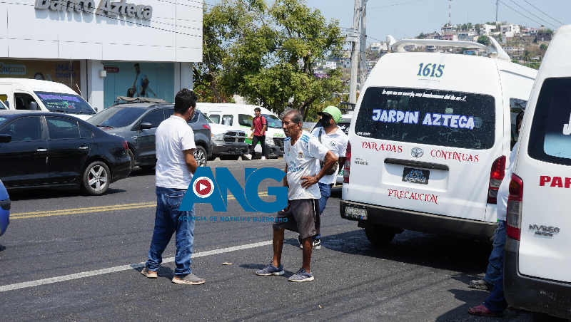 Miles de ciudadanos afectados con paro de labores de transporte en #Acapulco