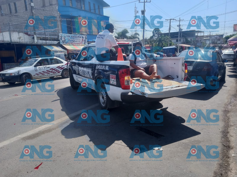 🚨 Accidente en #Cuajinicuilapa deja a estudiante her!do; conductor es un maestro jubilado