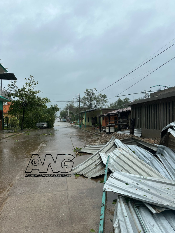 🌪 Cuajinicuilapa, la cabecera municipal más afectada por el huracán Erik en la Costa Chica