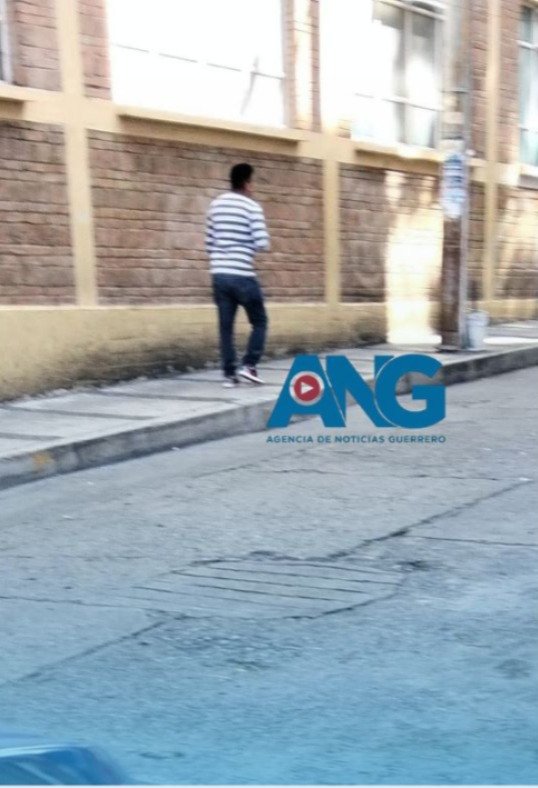 Denunci4n r0bo con engaños afuera de Bancoppel en el Centro de #Acapulco