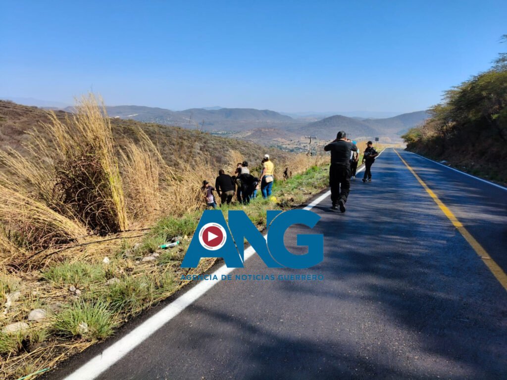 Ej3cut4n a un hombre en la carretera Iguala–Teloloapan