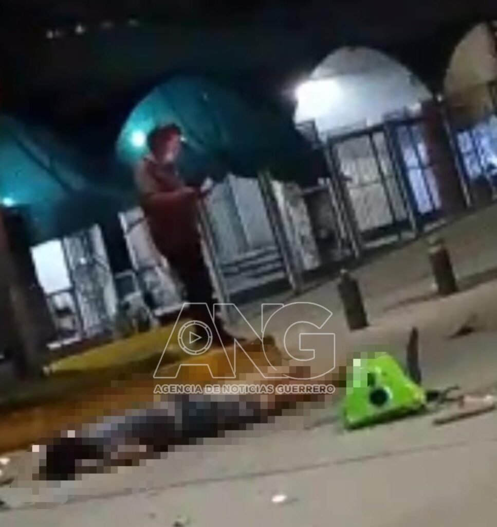 Motociclista resulta gravem3nt3 her1d0 tras derrapar en la avenida Cuauhtémoc